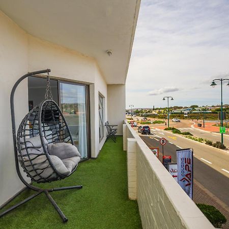 Madriko 23 - Spacious Midtown Langebaan Beach Apartment Esterno foto